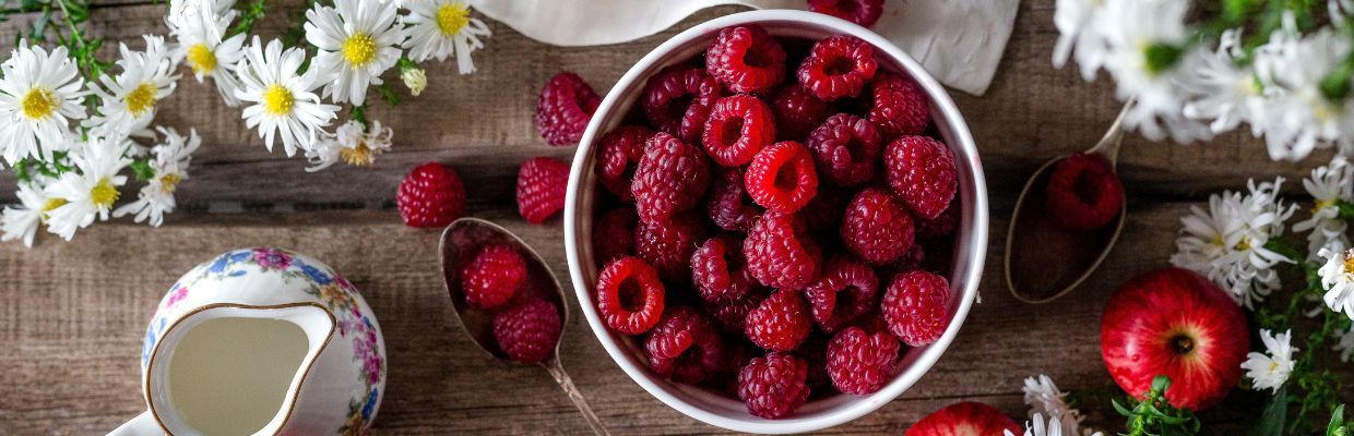 Ceaiul de zmeura: Cum trebuie preparat, beneficii organism, contraindicatii de consum