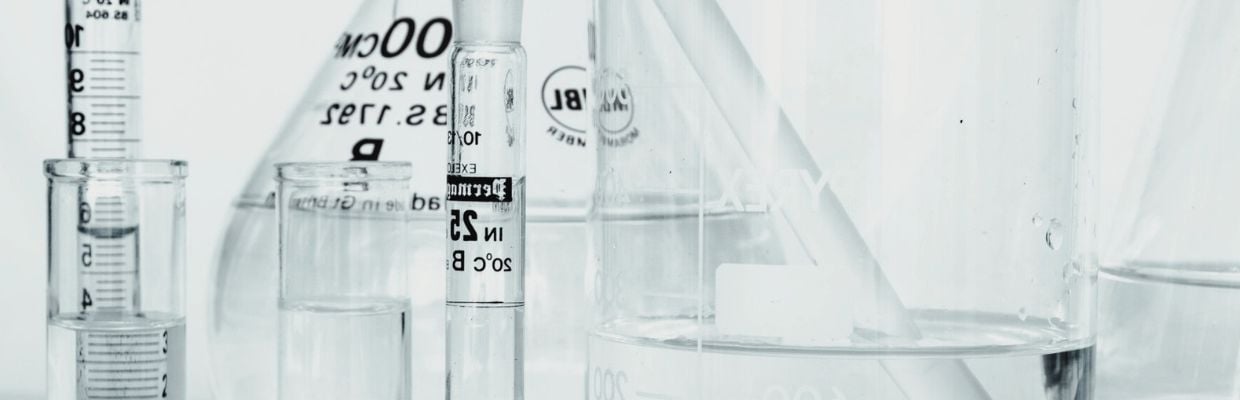 Corticosteroizii: ce sunt, beneficii si efecte adverse ale utilizarii pe termen lung