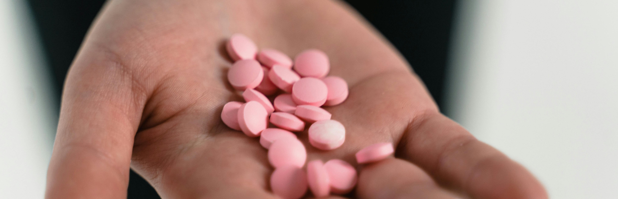 Eruptiile cutanate cauzate de medicamente: Factori declansatori, simptome si tipuri de tratament