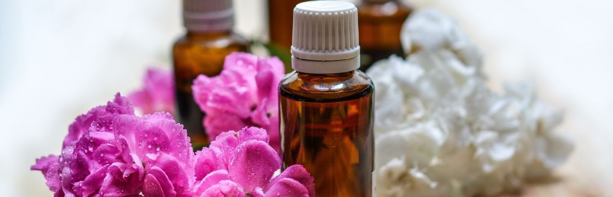 Cum alegi un parfum: Legatura dintre ph-ul pielii si alegerea unei esente parfumate