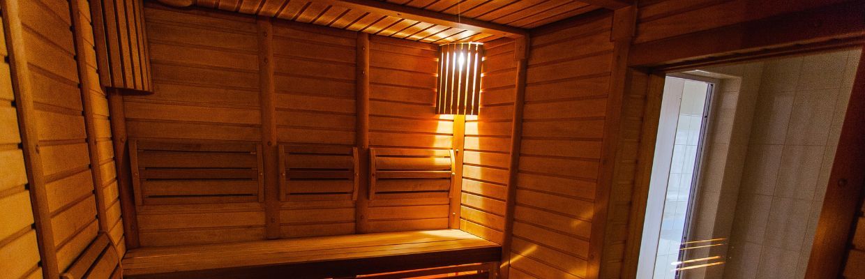 Sauna umeda si uscata: Ce beneficii au pentru organism, ce trebuie sa stim