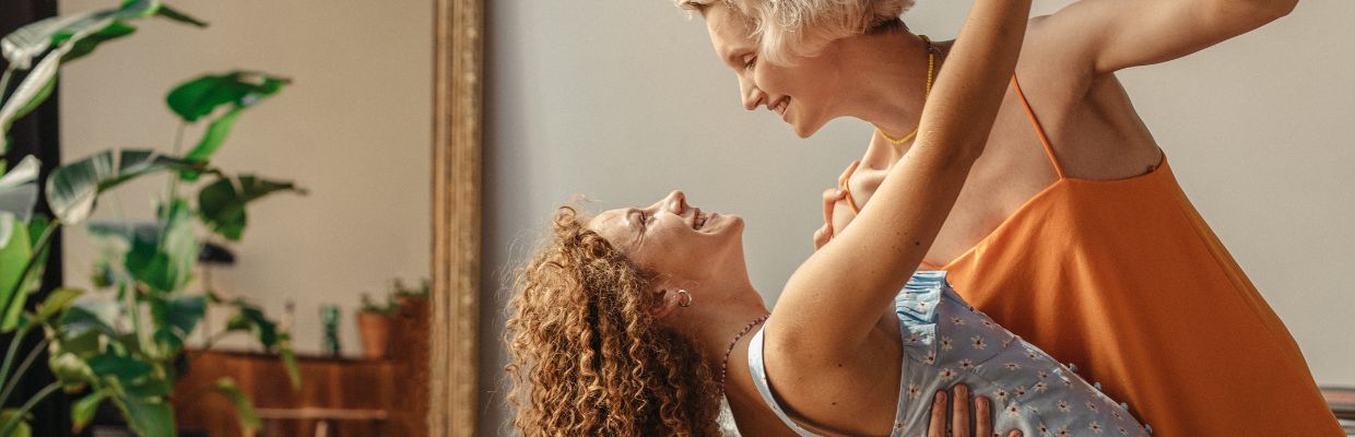 Sanatate mentala: Cum te ajuta terapia prin dans sa scapi de stres