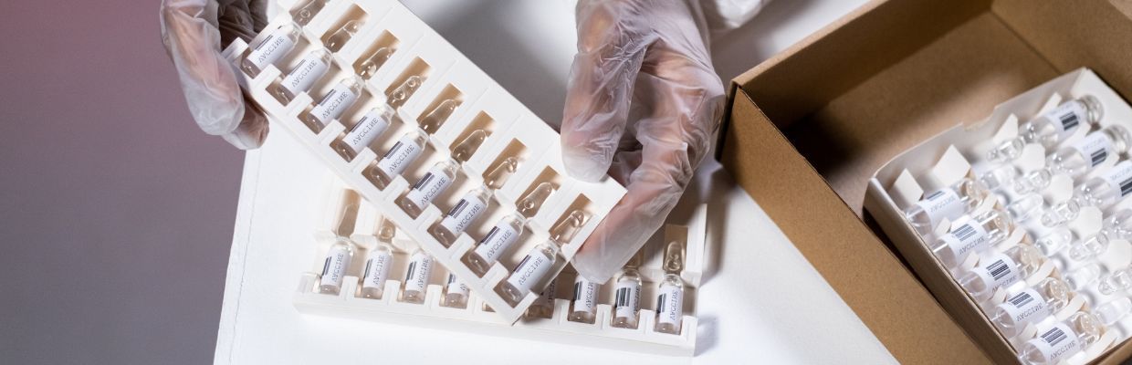 Vaccinul antirabic: Protectia impotriva rabiei la oameni si animale