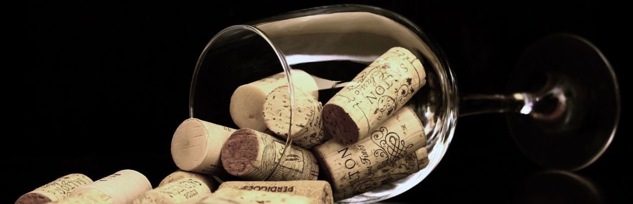 Vinul rosu: Beneficii ale consumului moderat, contraindicatii de consum