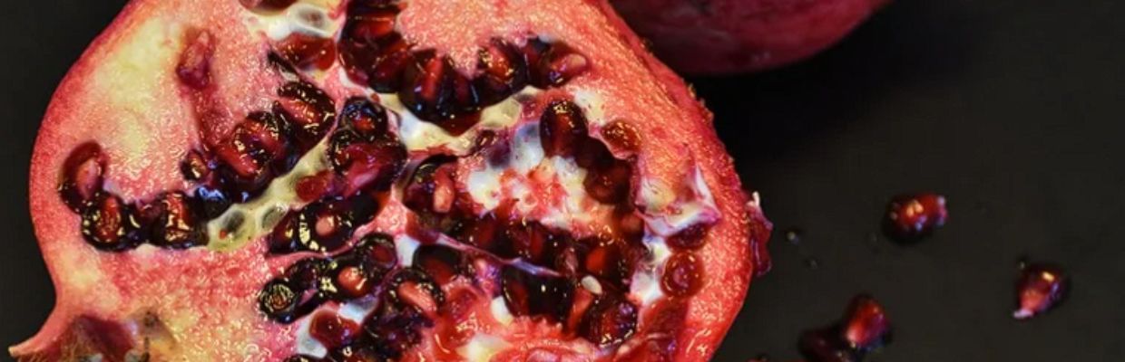Nutritie: Beneficiile consumului de rodie pentru organism