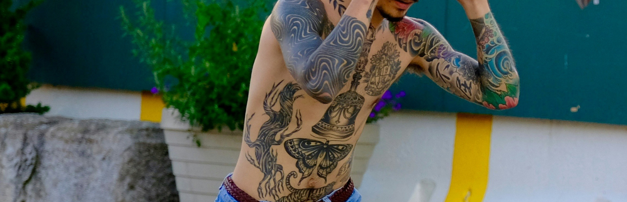 Util: Tot ce trebuie sa stii despre tatuaje si ingrijirea corecta a acestora