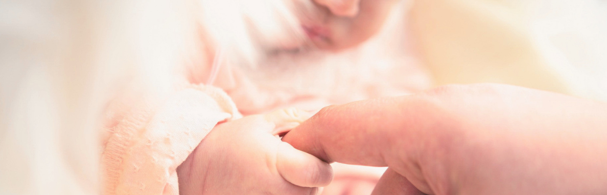 Omfalita sau infectia buricului: De ce apare la bebelusi, cum se poate trata si preveni
