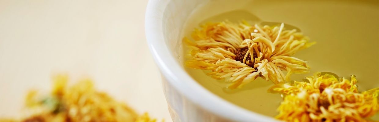Ceaiul de galbenele: beneficii pentru organism, indicatii terapeutice