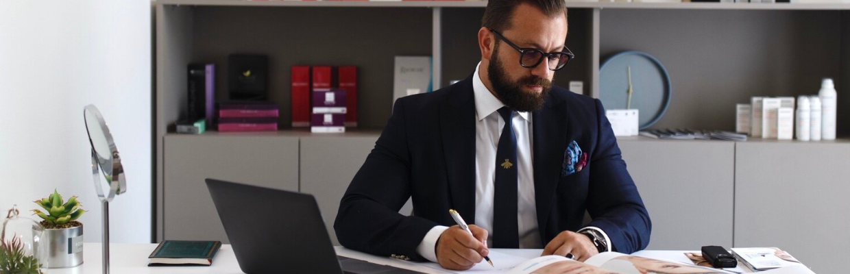 Dr. Alexandru Karkhi: Acneea poate fi eliminata folosind tehnologia de tip laser non-ablativ
