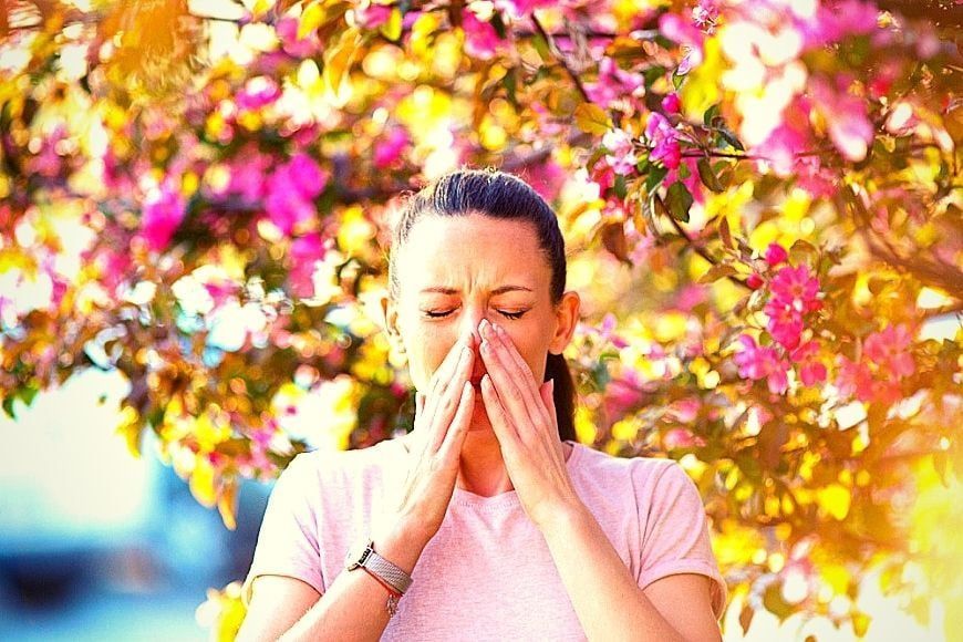 Astmul alergic: Cum apare, simptome, tipuri de tratament