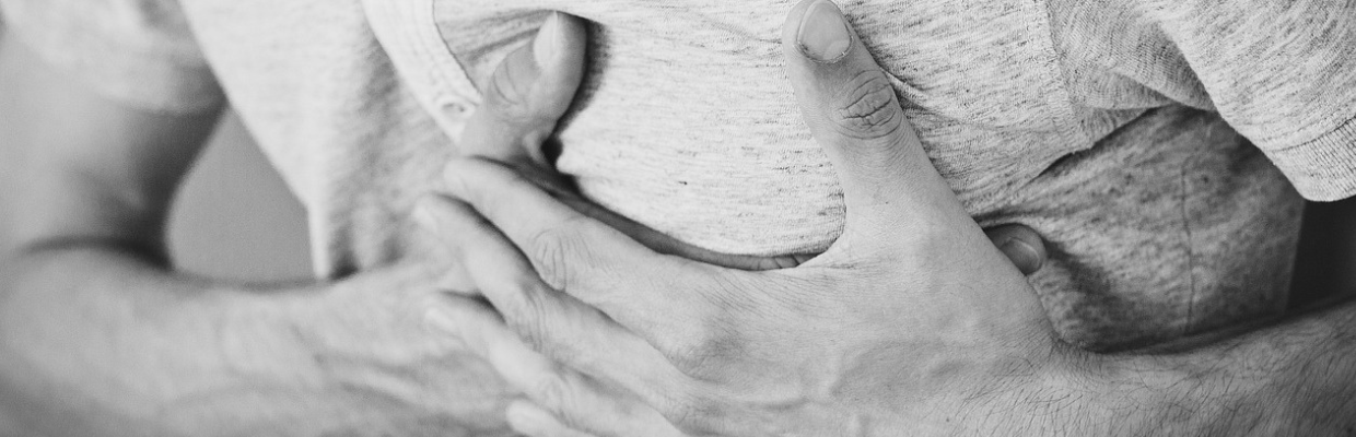 Angina pectoralaꓽ Simptome, cauze si optiuni de tratament