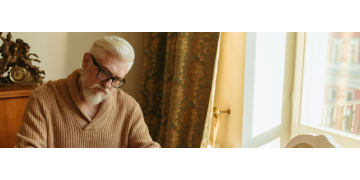 Necesarul zilnic de proteine la vârstnici: cum previi slăbirea musculară și malnutriția