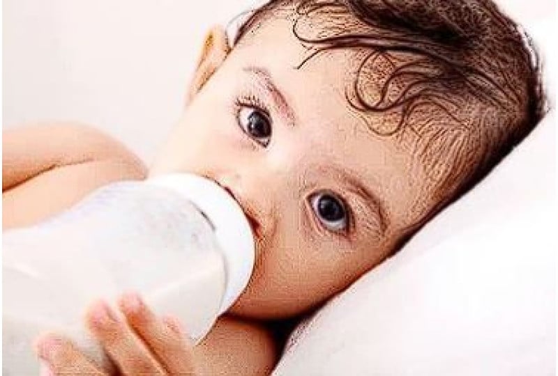 Caria de biberon: De ce apare, cum o putem preveni, la ce trebuie sa fim atenti