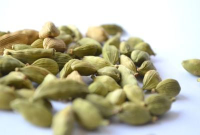 Cardamom: condimentul care te ajuta sa slabesti si sa-ti imbunatatesti digestia