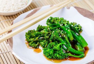 Nutritie: Beneficiile pentru organism ale consumului de broccoli chinezesc