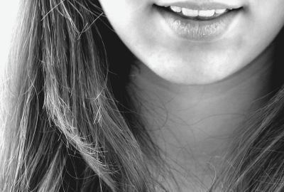 Halitoza: Cum apare boala, preventie si tratament