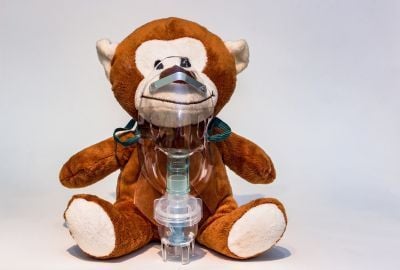 Util: Cum alegi un nebulizator, cum sa il folosesti corect, boli in care ai nevoie de el