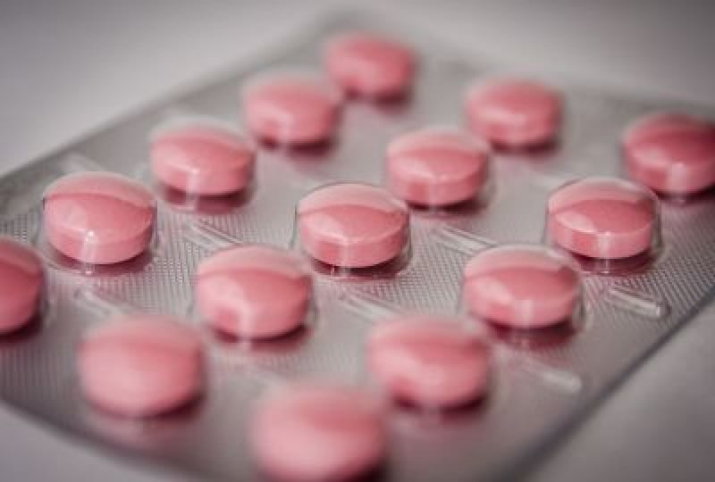 Ibuprofen: cum functioneaza si cand ar trebui sa-l folosesti?