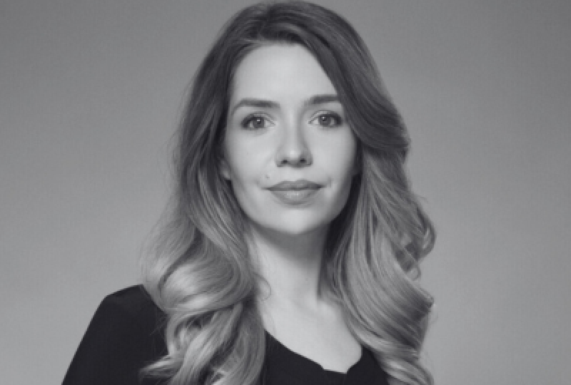 Dr. Ruxandra Oancea: Alimentatia bogata in zaharuri poate agrava acneea si inflamatiile cutanate