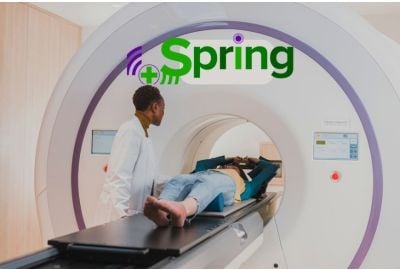 Cancerul laringian: Cum apare, simptome, cum se poate trata