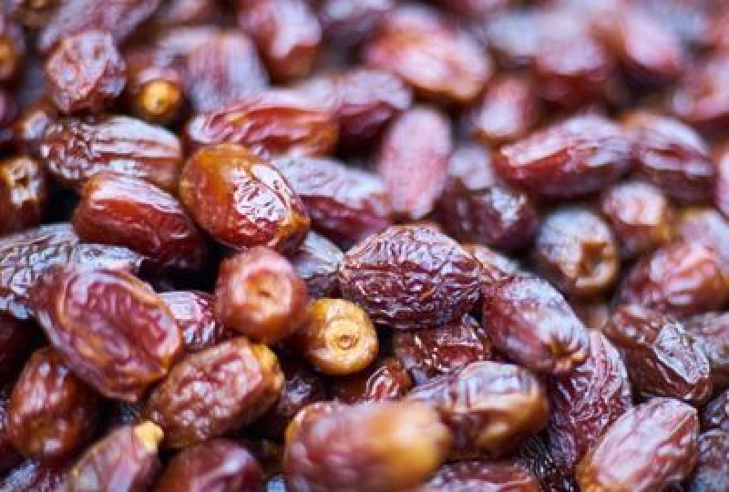 Vrei sa slabesti? Cum te ajuta curmalele sa pierzi in greutate