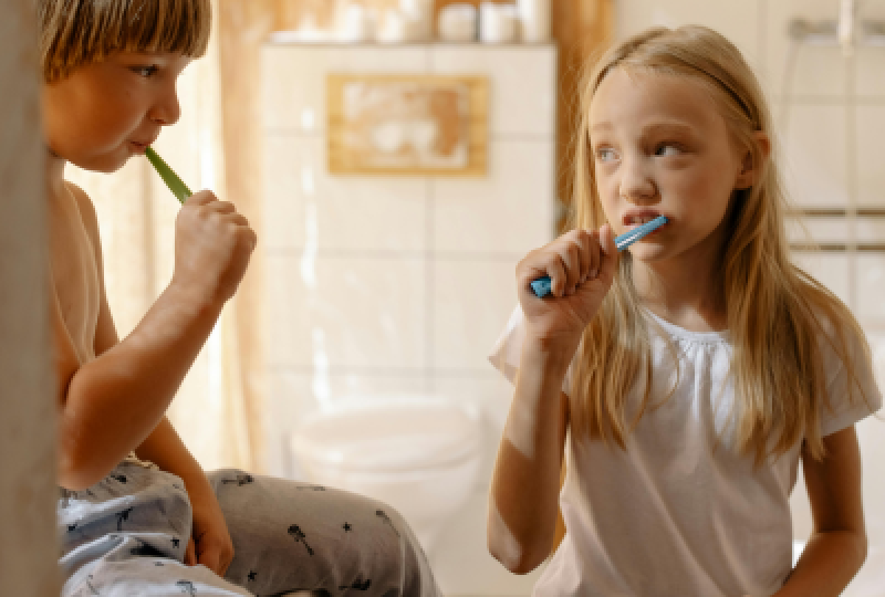Fluoroza dentara la copii: Semne, tratamente si preventie