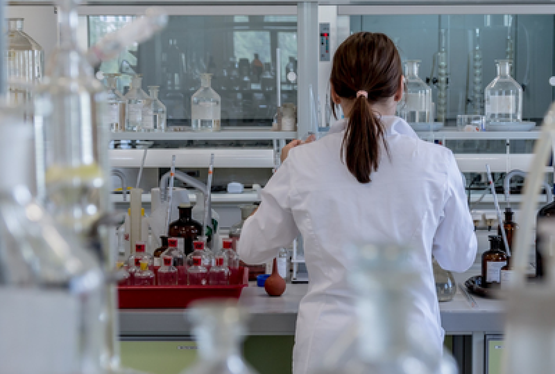 Epididimita: Cum apare boala, care sunt simptomele, tipuri de tratament