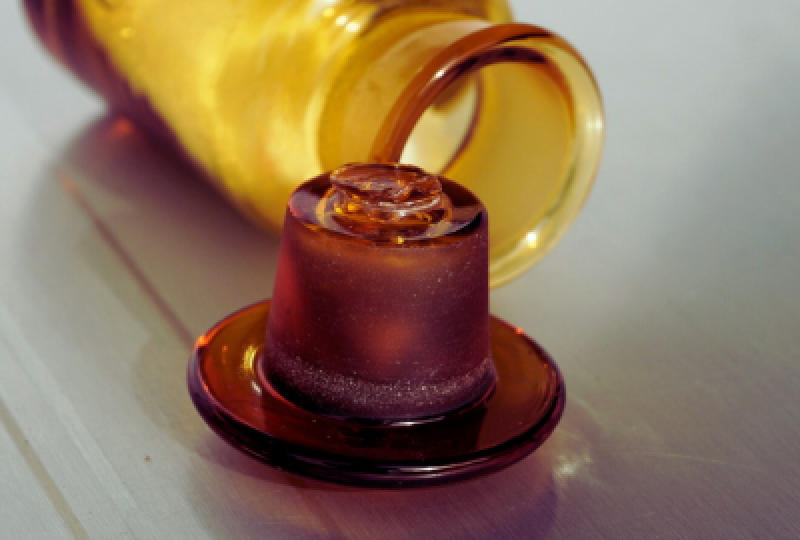 Acidul tranexamic (TXA): ce este si care sunt beneficiile aduse de acest acid in ingrijirea pielii