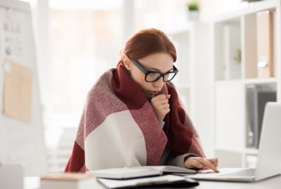 Cum scapi de raceala? Solutii de tratament pentru acasa