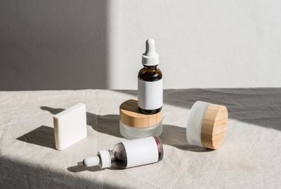 De ce se foloseste ureea in produsele dermatocosmetice?
