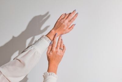 Este contagioasa dermatita atopica?