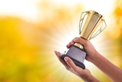 Farmacia Spring a primit trofeul Good LIFE la Gala Forbes Life Awards