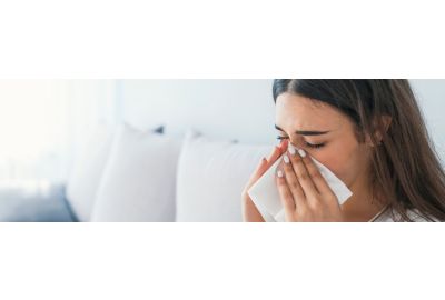 Rinita alergica: ce este, cum se manifesta si cum se trateaza