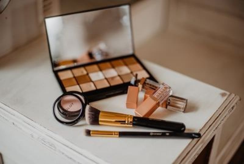 Tips and tricks pentru un makeup corect in sezonul rece