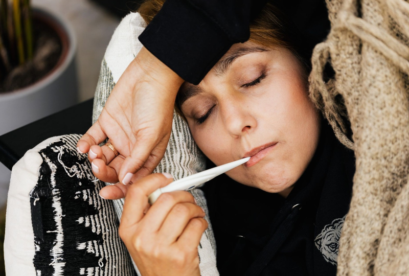 Febra: cauze, tratamente, remedii homeopate si metode naturale de gestionare a ei