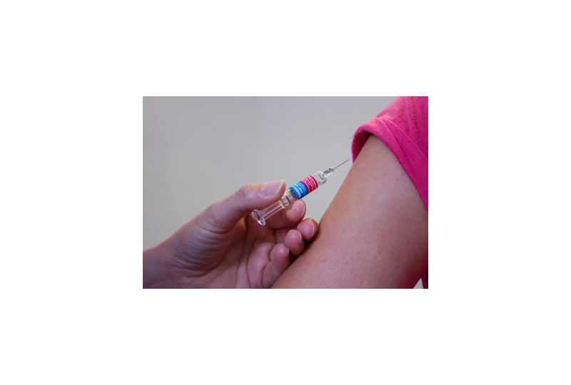 Vaccinul antivaricela: Prevenirea varicelei si a complicatiilor asociate 