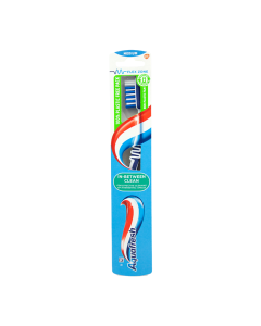 Periuta de dinti In-Between Clean, Medium, Aquafresh