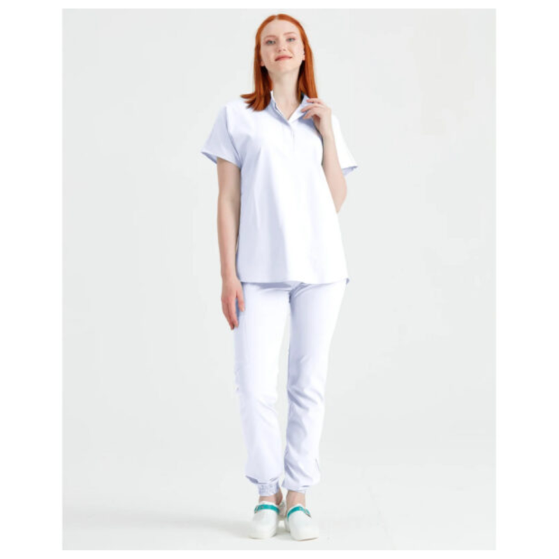 Costum medical alb unisex, Model Activity