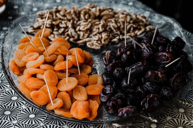platou_fructe_uscate platou_fructe_uscate